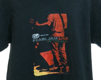 Pearl Jam "On Two Legs" (longsleeve, xl)